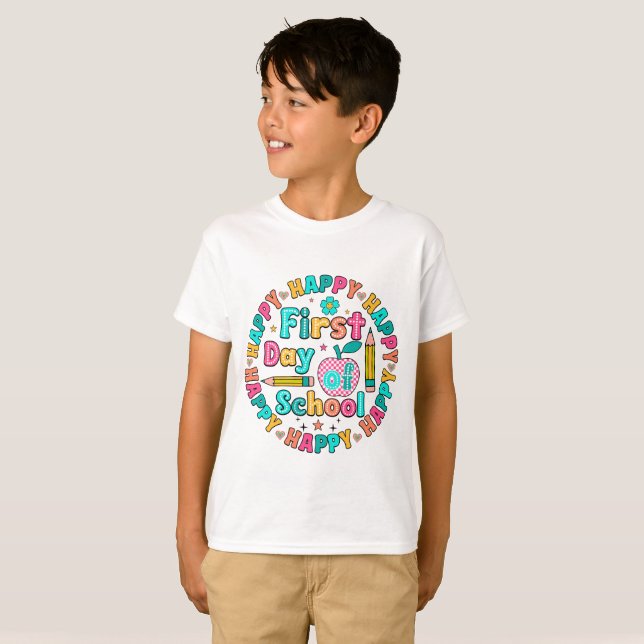 Camiseta Feliz Primeiro Dia da Escola (Frente Completa)