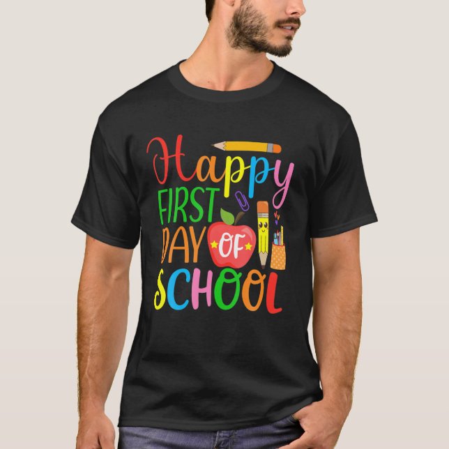 Camiseta Feliz Primeiro Dia De Professora E Estudante De Vo (Frente)