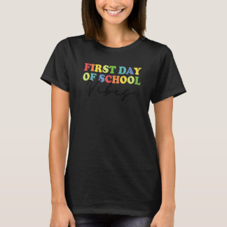 Camiseta Feliz Primeiro Dia De Professores Da Escola Vibem