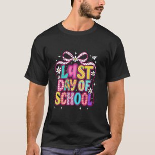 Camiseta Feliz Último Dia De Aula Laço Coquete Mulheres Pro