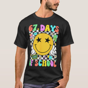Camiseta Felizes Vibrações do 67º Dia de Escola Rosto Sorri