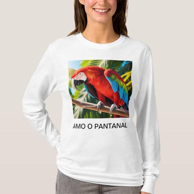 Camiseta Feminina Básica Arara vermelha (Frente)