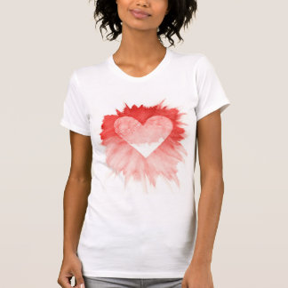 Camiseta Feminina Coração com respingo de aquarela