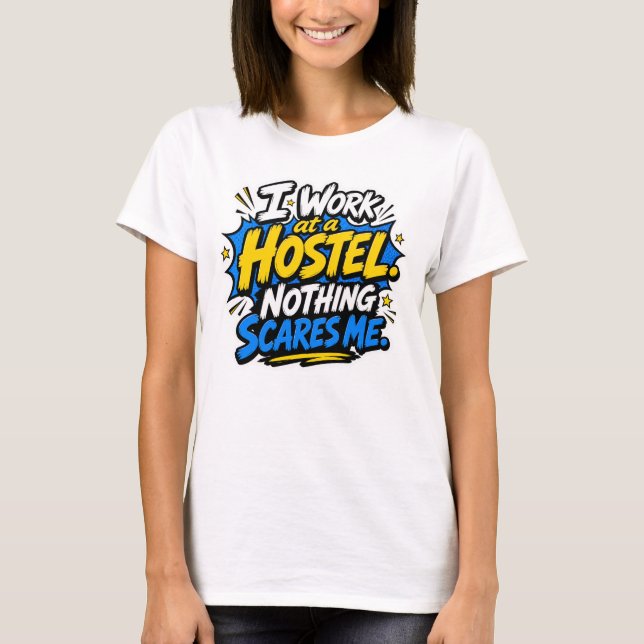 Camiseta Feminina de Funcionária de Hostel Engraça (Frente)