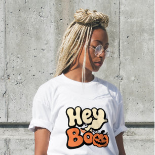 Camiseta Feminina de Halloween Retro Groovy “Hey
