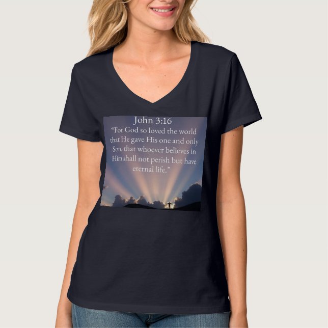 Camiseta Feminina Decote V Versículo Bíblico João  (Frente)