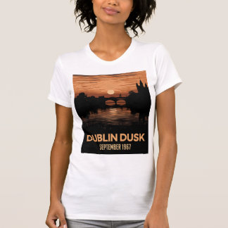 Camiseta Feminina Dublin Dusk | Arte de Viagem pel