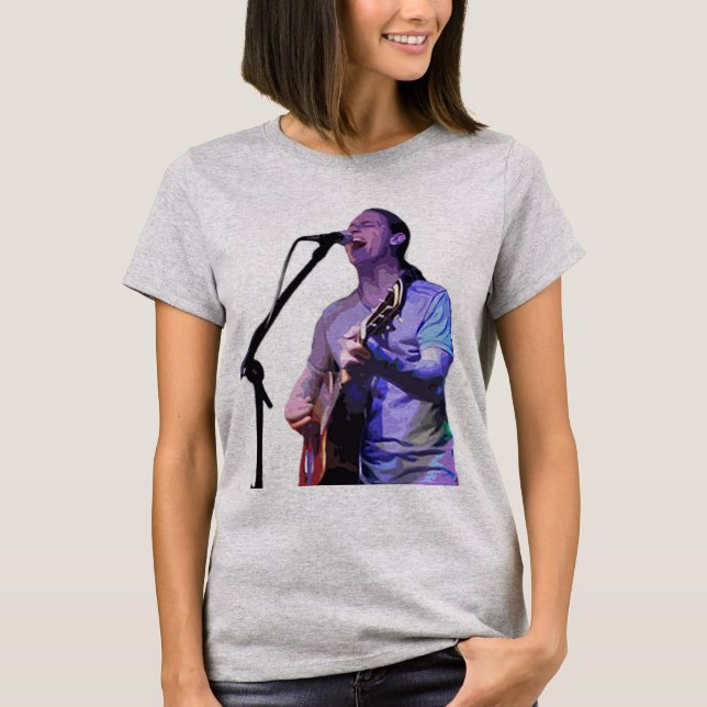 Camiseta feminina - James Hartsoe cantando (Frente)