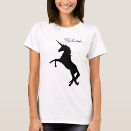 Camiseta Feminina Unicórnio Mágico Acredite Preto