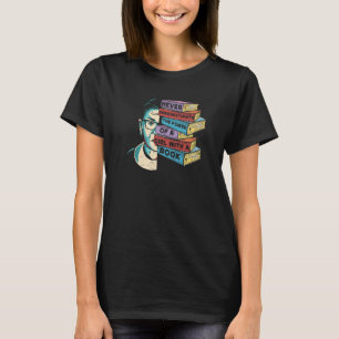 Camiseta Feminismo venenoso cita poder de leitura feminista