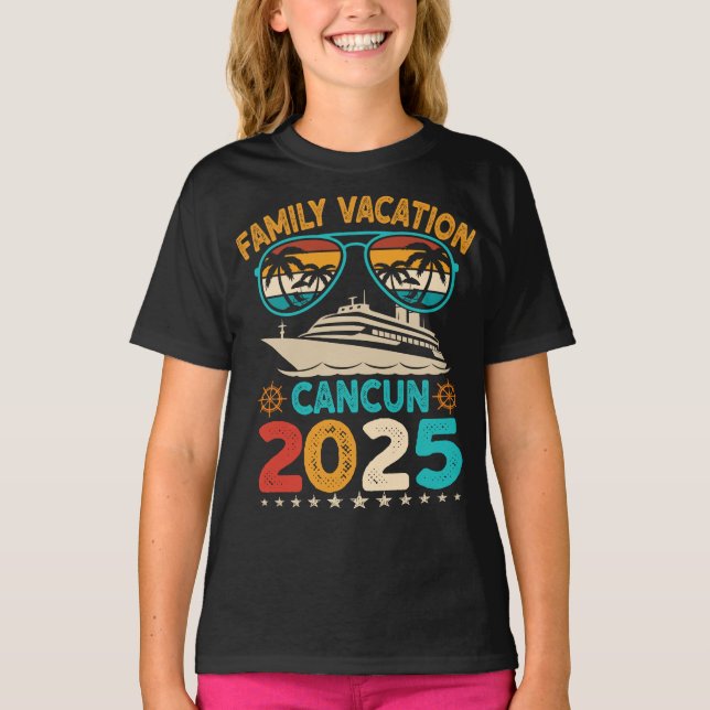 Camiseta Férias da família Cancun 2025 Óculos de sol Retro  (Frente)