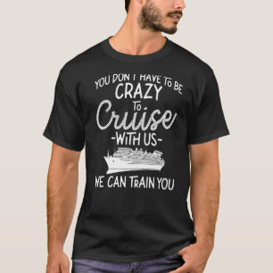 Camiseta Férias de Nave Cruzada Amigos Amigos Amigos Você N