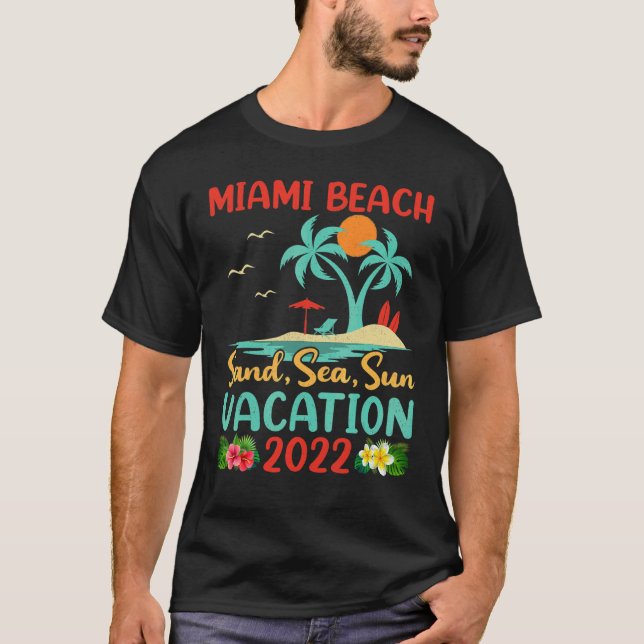 Camiseta Férias de Praia 2022 Retro Sunset Florida Miami Be (Frente)