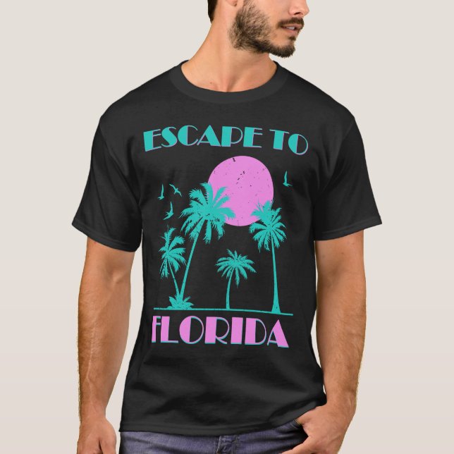 Camiseta Férias De Verão Fugiram Para Presentes Nos Estados (Frente)