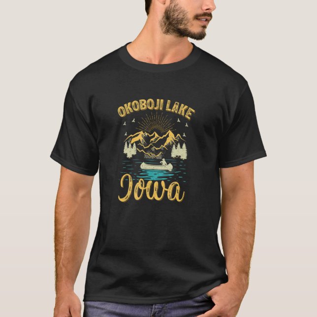 Camiseta Férias de Verão Retro Mountain Iowa Okoboji Lake P (Frente)