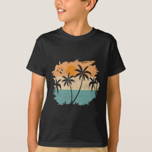 Camiseta Férias de Verão Retro Pôr do Sol Praia Palmeiras Á