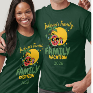 Camiseta Férias em família nome personalizado correspondent
