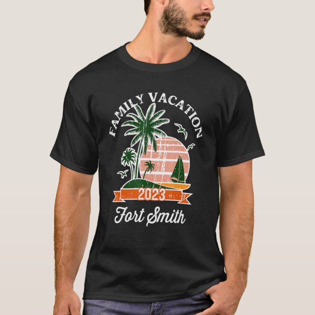Camiseta Férias Familiares 2023 Matando Fort Smith (Frente)
