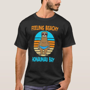Camiseta Férias na Baía de Honaunau Bicho-Preguiça Divertid