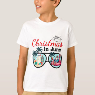Camiseta Férias Natal Em Junho Solteiros Papai Noel Flaming