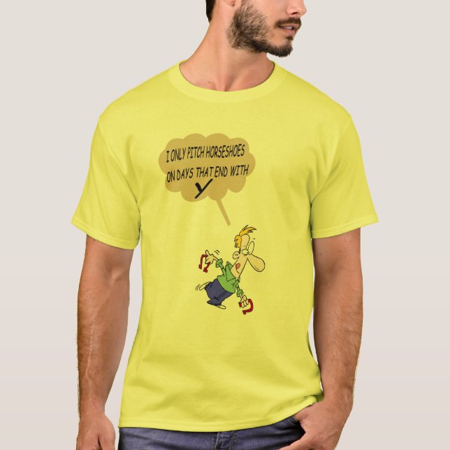 Camiseta Ferraduras básicas que lançam o T (Frente)