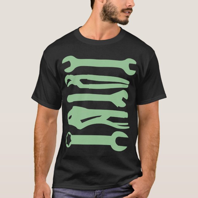 Camiseta Ferramentas - Verde esmaecido (Frente)
