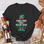 Camiseta Festa da Equipe do Elf de Natal e Correspondência<br><div class="desc">Coloque sua equipe de escritório, família ou amigos no espírito de feriado com nossas camisetas de Natal engraçadas! Perfeito para festas de escritório, reuniões familiares ou eventos festivos, estas camisas trazem uma reviravolta divertida para a época de férias. Quer seja para trabalho, roupas de família ou amigos, estas camisetas farão...</div>