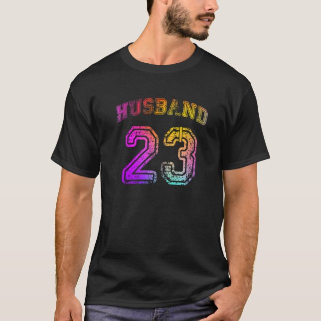 Camiseta Festa de Engajamento do Marido Roupas Combinando 2 (Frente)
