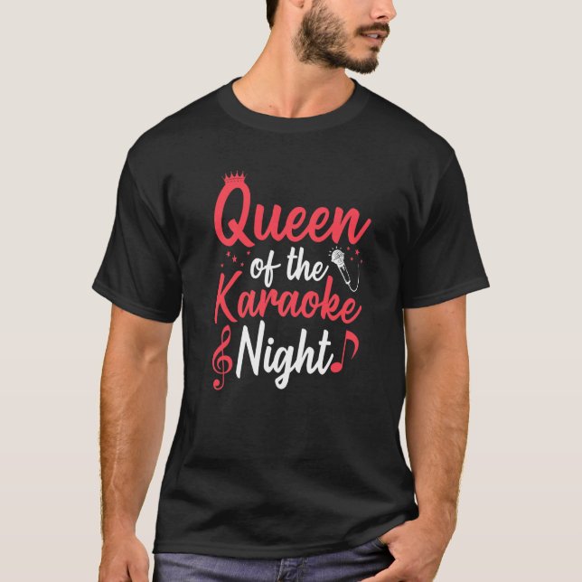 Camiseta Festa De Microfones Cantando Rainha Do Karaok (Frente)