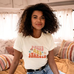 Camiseta Festa de solteira retrorreflectora espantada e eng<br><div class="desc">Esta design apresenta um ranhura de 70 anos,  víbora deslumbrada e engajada,  flores retrorreflectoras,  cogumelo e anel. Veja a coleção inteira para mais itens correspondentes!</div>
