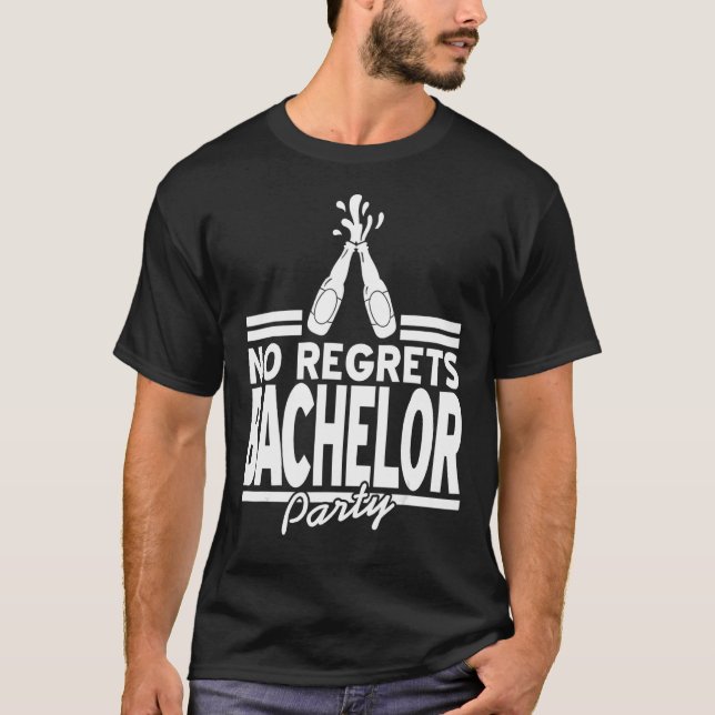 Camiseta Festa de Solteiro Sem Arrependimentos Designs Retr (Frente)
