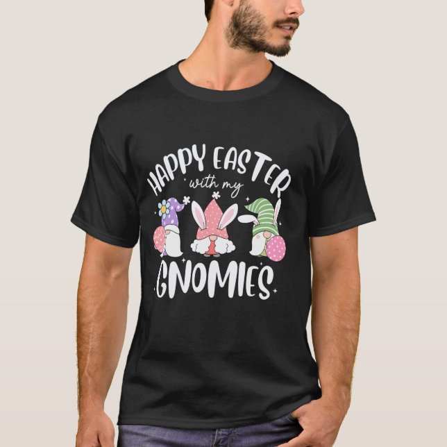 Camiseta Festas Felizes de Páscoa Gnomies Sala de Aula Prof (Frente)