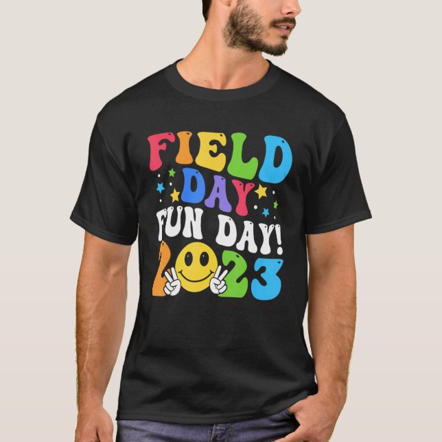 Camiseta Field Day Fun Day 2023 Groovy Hippie School Sports (Frente)
