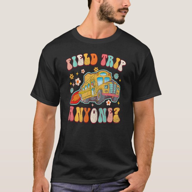 Camiseta Field Trip Anyone Groovy School Bus Driver Yellow  (Frente)