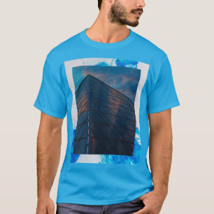 Camiseta Figura azul vibrante da imaginação