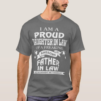 Camiseta Filha Orgulhosa Na Lei De Um Padre Incrível.