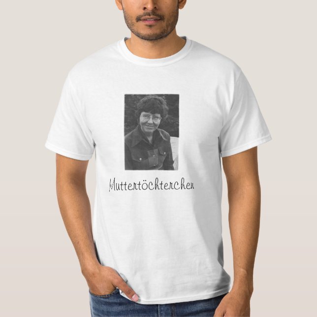 Camiseta Filha pequena de mãe (Frente)