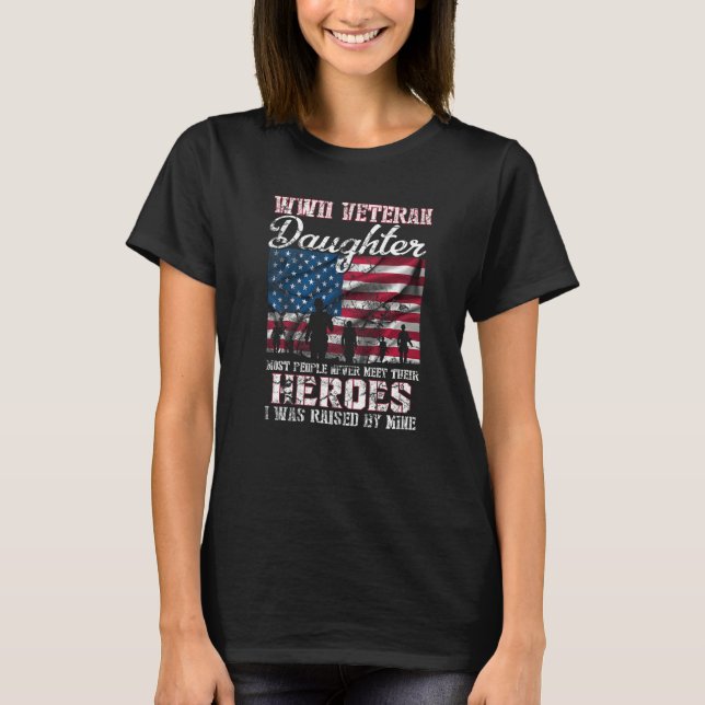 Camiseta Filha Veterana da WII A maioria das Pessoas nunca  (Frente)