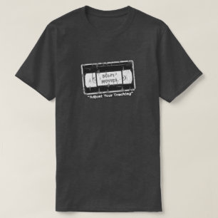 Camiseta Filmes Sci-Fi - VHS Ajusta o Rastreamento em preto