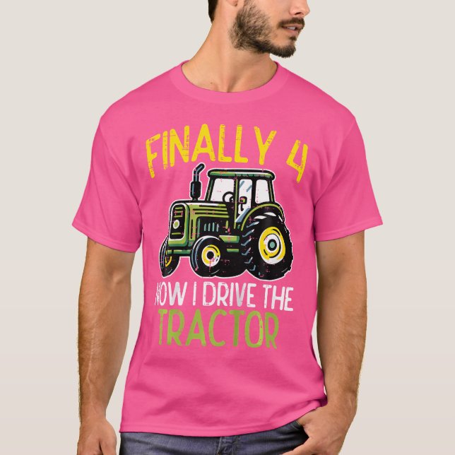 Camiseta Finalmente 4 Agora Eu Dirijo Trator 4º Aniversário (Frente)