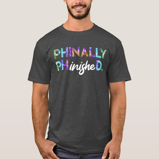 Camiseta Finalmente Terminado Doutor PhD família (Frente)