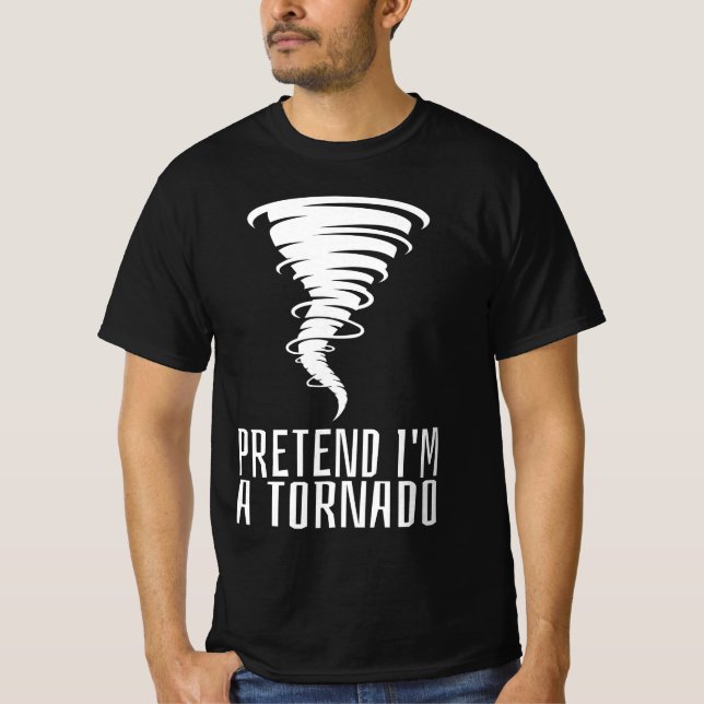 Camiseta Fingir que sou Tornado - Fodora Engraçada Hallowee (Frente)