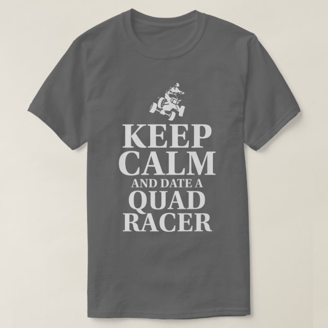 Camiseta Fique Calmo E Encontre Um Cavaleiro De Quad Bike Q (Frente do Design)