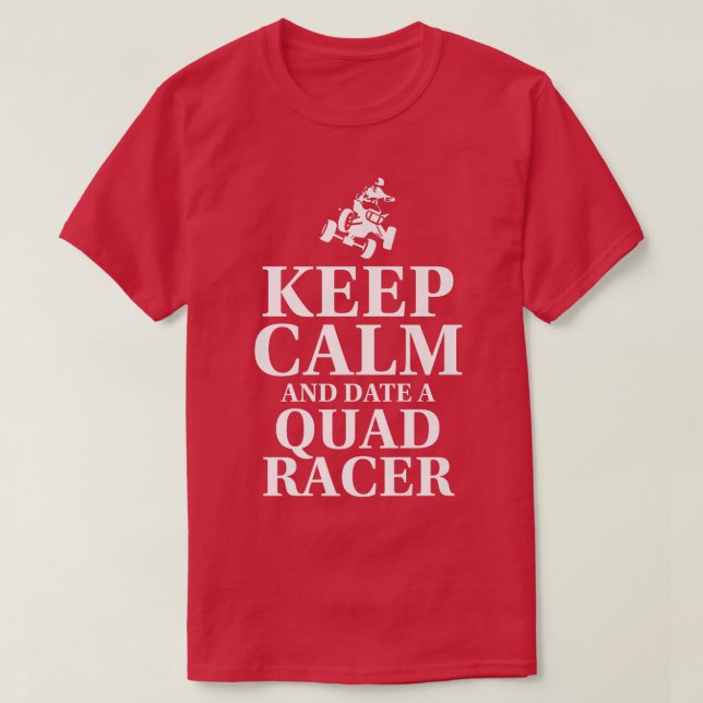 Camiseta Fique Calmo E Encontre Um Cavaleiro De Quad Bike Q (Frente do Design)