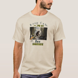 Camiseta Fique calmo e procure o Pé Grande