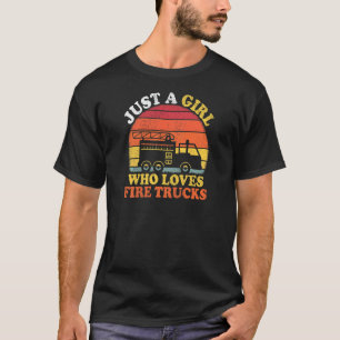 Camiseta Fire Truck Vintage Apenas Uma Menina Que Adora Tru