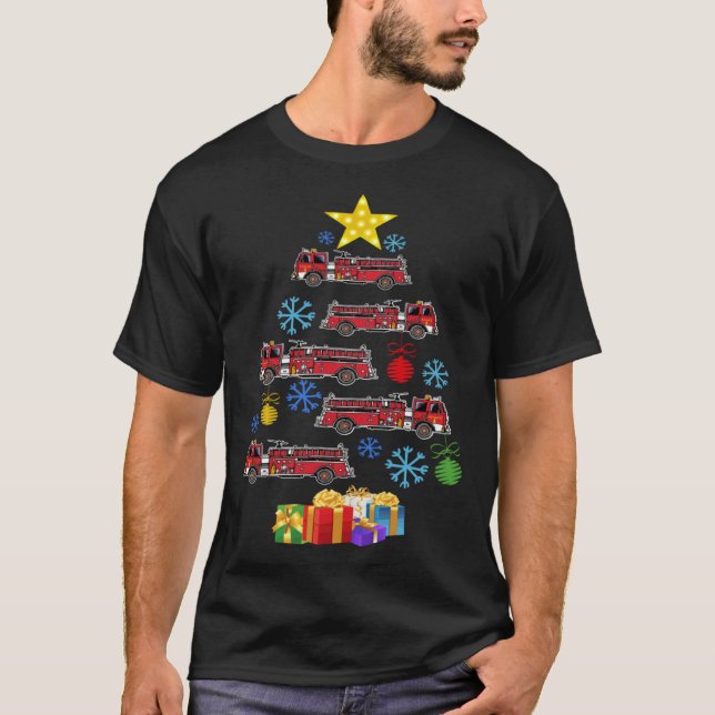 Camiseta Firetruck Christmas Tree Xmas Firefighter Fireman  (Frente)