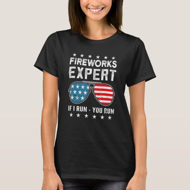 Camiseta Fireworks Expert If I Run You Run American Flag Su (Frente)