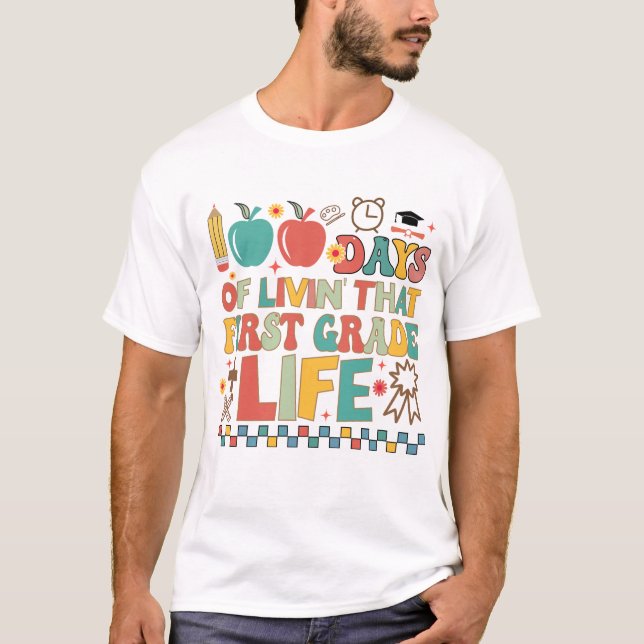 Camiseta First Grade 100 Days of School  (Frente)