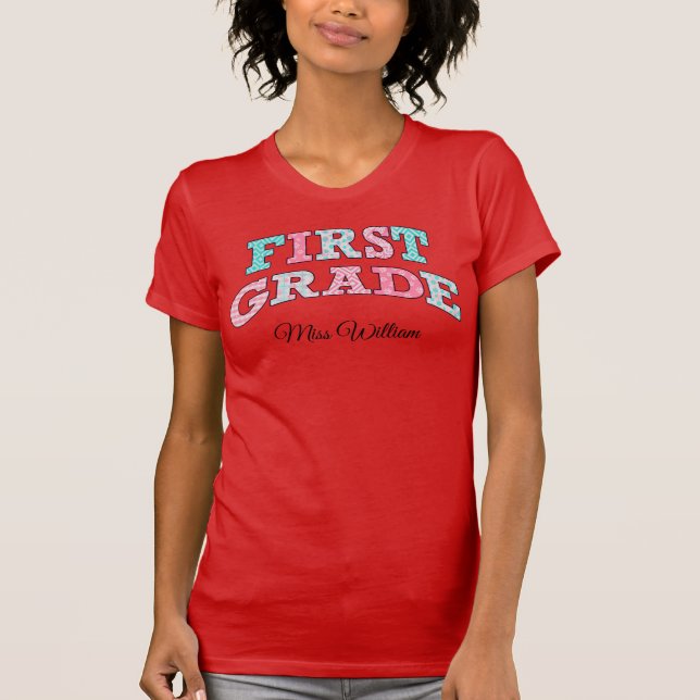 Camiseta First Grade Teacher Mr Johnson Custom School Class (Frente)